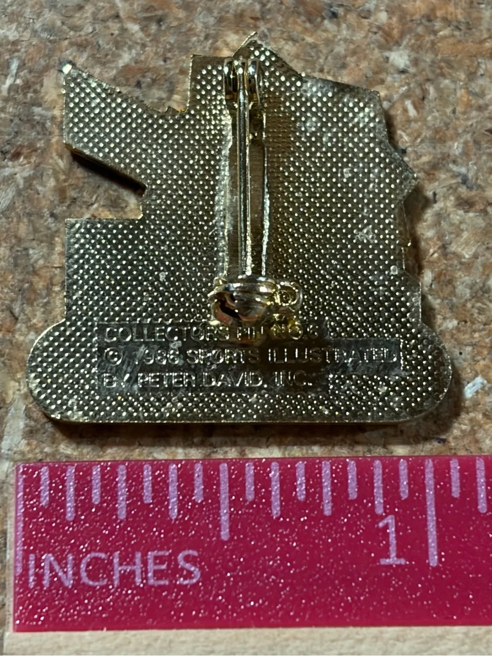 Vintage 1986 Super Bowl XXI Sports Illustrated NFL Football Collectors Pin